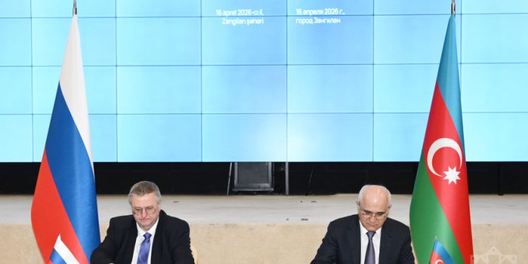 Azərbaycanda və Rusiyada avtomobil nəqliyyatı üçün e-CMR tətbiqi üzrə şəraitin yaradılmasına dair “Yol Xəritəsi” imzalanıb