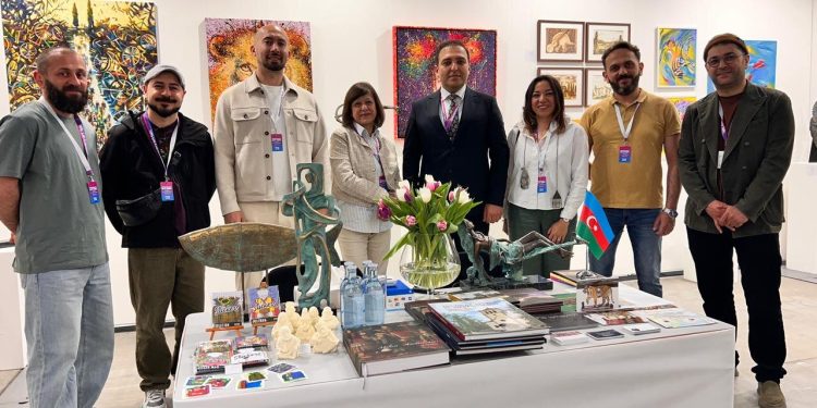 Azərbaycan Almaniyada keçirilən beynəlxalq incəsənət sərgisində təmsil olunur
