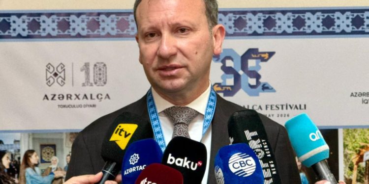 Emin Məmmədov: Azərbaycan xalçası dünya bazarında rəqabətədavamlı brendə çevrilir