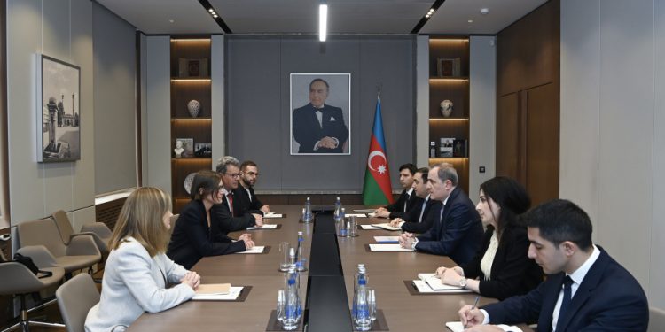 Beynəlxalq Qırmızı Xaç Komitəsinin prezidenti Azərbaycan-Ermənistan sülh gündəliyi barədə məlumatlandırılıb