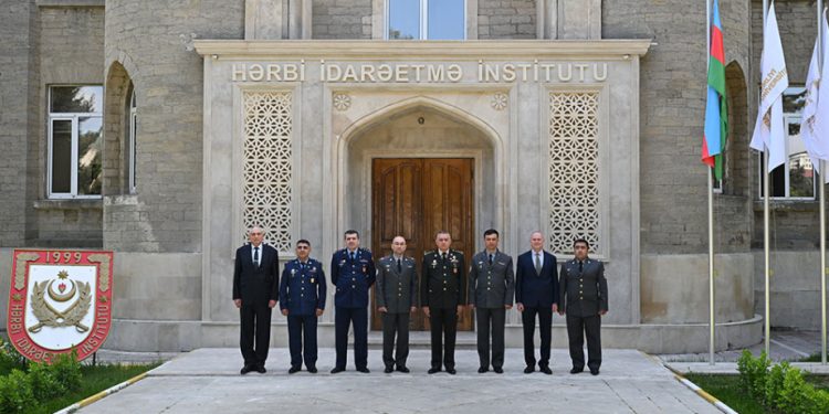 Özbəkistan nümayəndə heyəti Milli Müdafiə Universitetini ziyarət edib