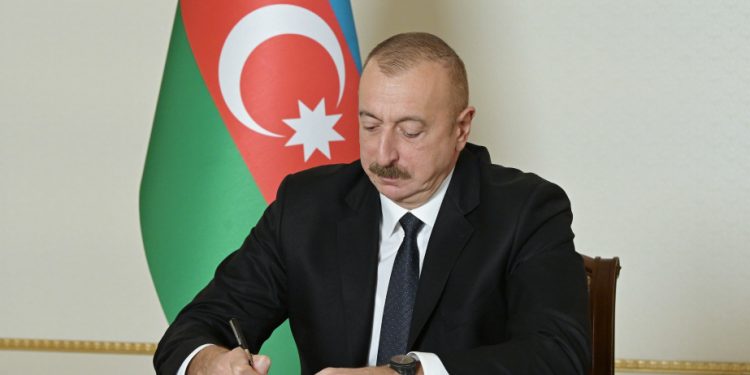 On bir nəfərə Prezidentin fərdi təqaüdü veriləcək