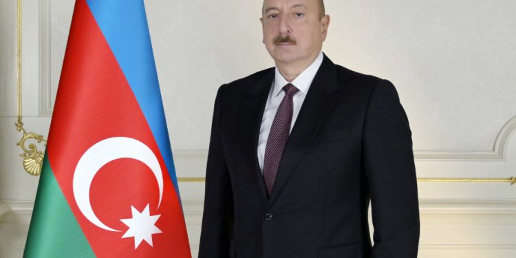 İncəsənət xadimləri mükafatlandırılıb