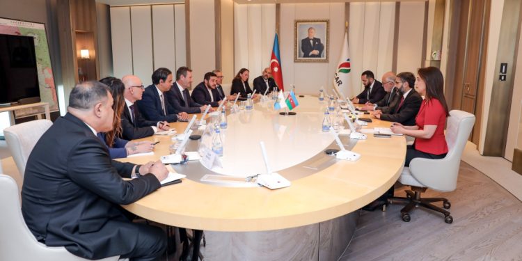 SOCAR San-Marino ilə təbii qaz tədarükü və bərpaolunan enerji sahələrində əməkdaşlığı dəyərləndirib