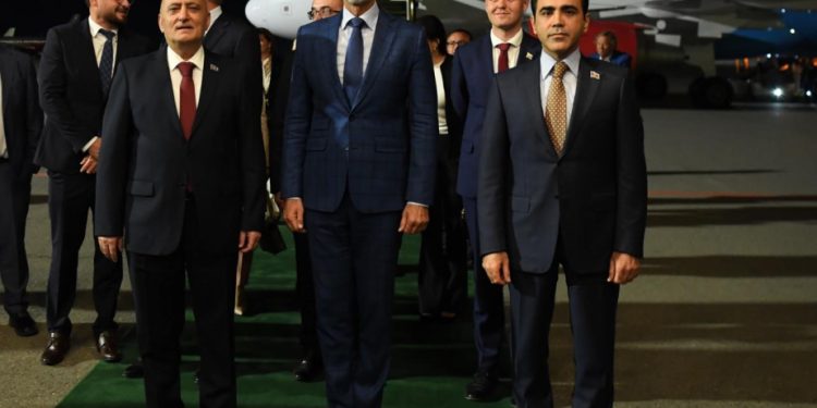 Slovakiya Milli Şurasının sədri ölkəmizə səfərə gəlib