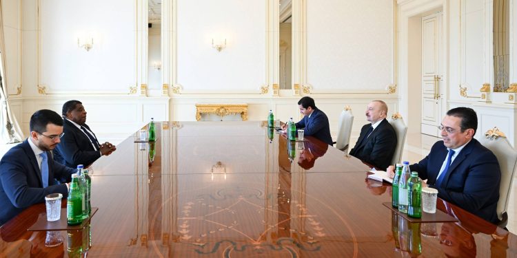 İlham Əliyev Parlamentlərarası İttifaqın Baş katibini qəbul edib