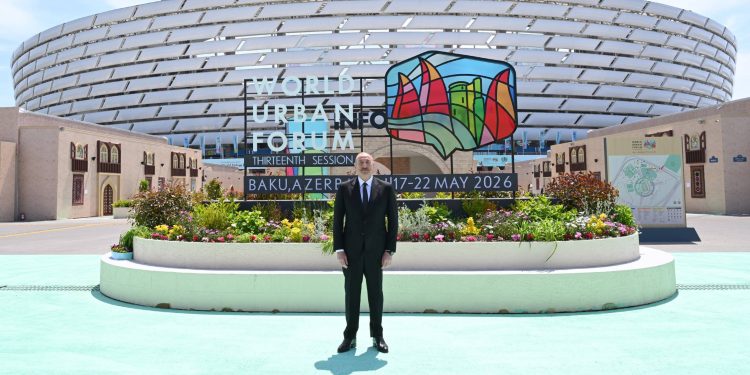 İlham Əliyev Bakı Olimpiya Stadionunun ərazisində WUF13 ilə bağlı görülən işlərlə tanış olub