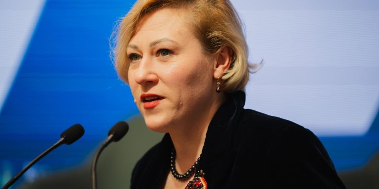 «Azərbaycan ürəkləri açır»: Liqa Sıçeva, Latviya Ticarət və Sənaye Palatasının Azərbaycandakı nümayəndəsi
